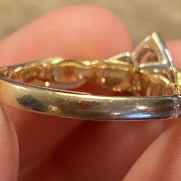 Size 7 engagement ring and band